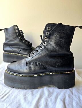 Dr Martens 1460 Pascal Max Women's Platform Leather Boots Black Size 8